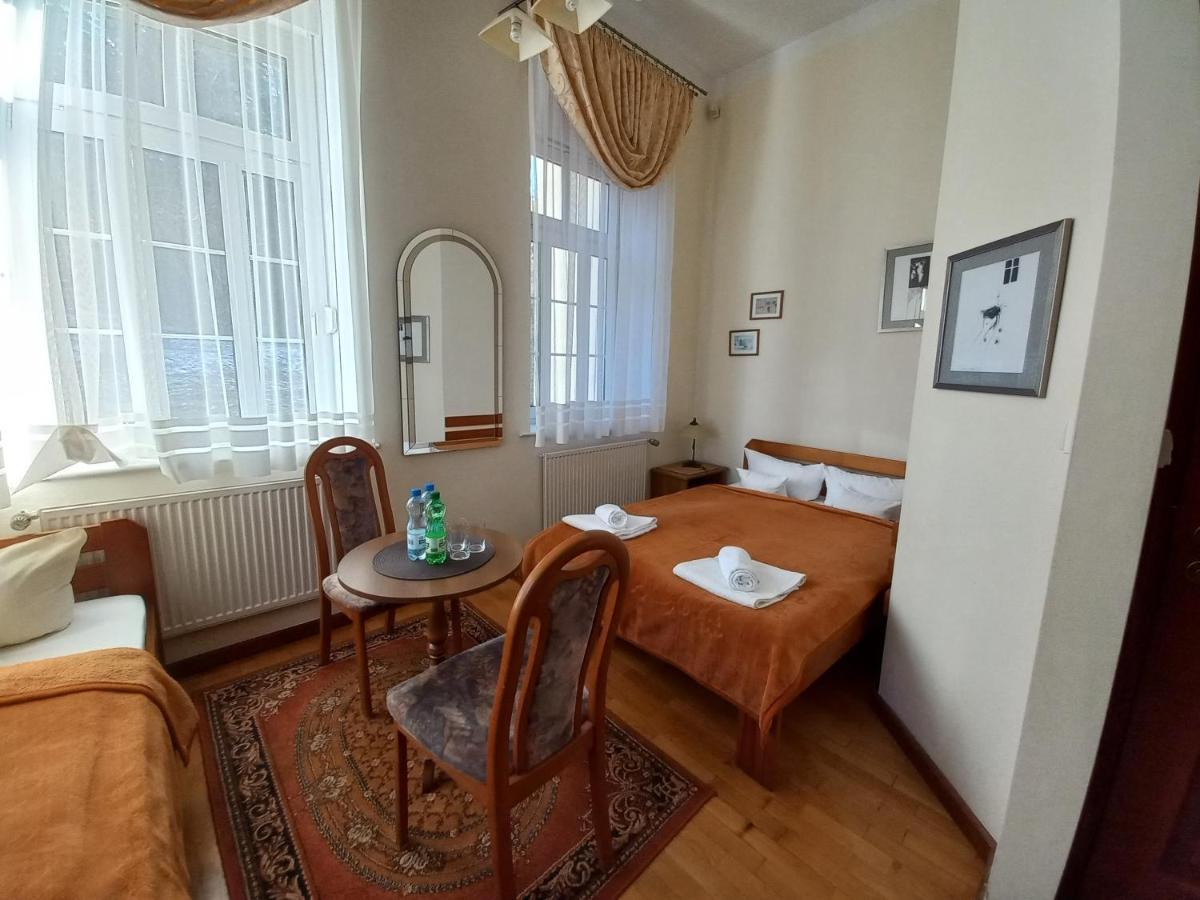 Szwajcarka Willa Z Sauna I Jacuzzi Bad Kudowa Exterior foto