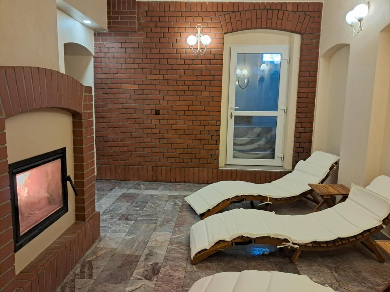 Szwajcarka Willa Z Sauna I Jacuzzi Bad Kudowa Exterior foto