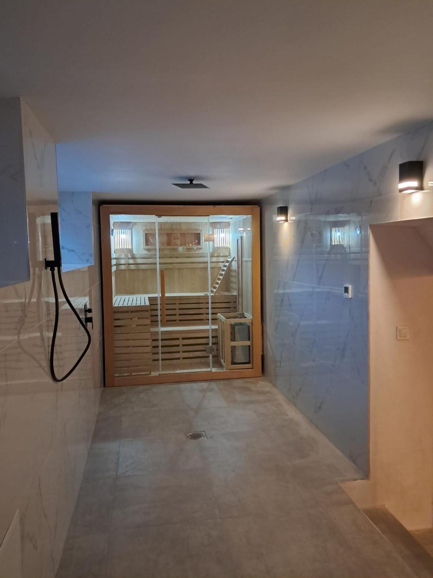Szwajcarka Willa Z Sauna I Jacuzzi Bad Kudowa Exterior foto
